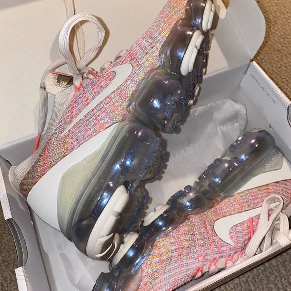 Nike Vapormax Flynit - Picture 3 of 6